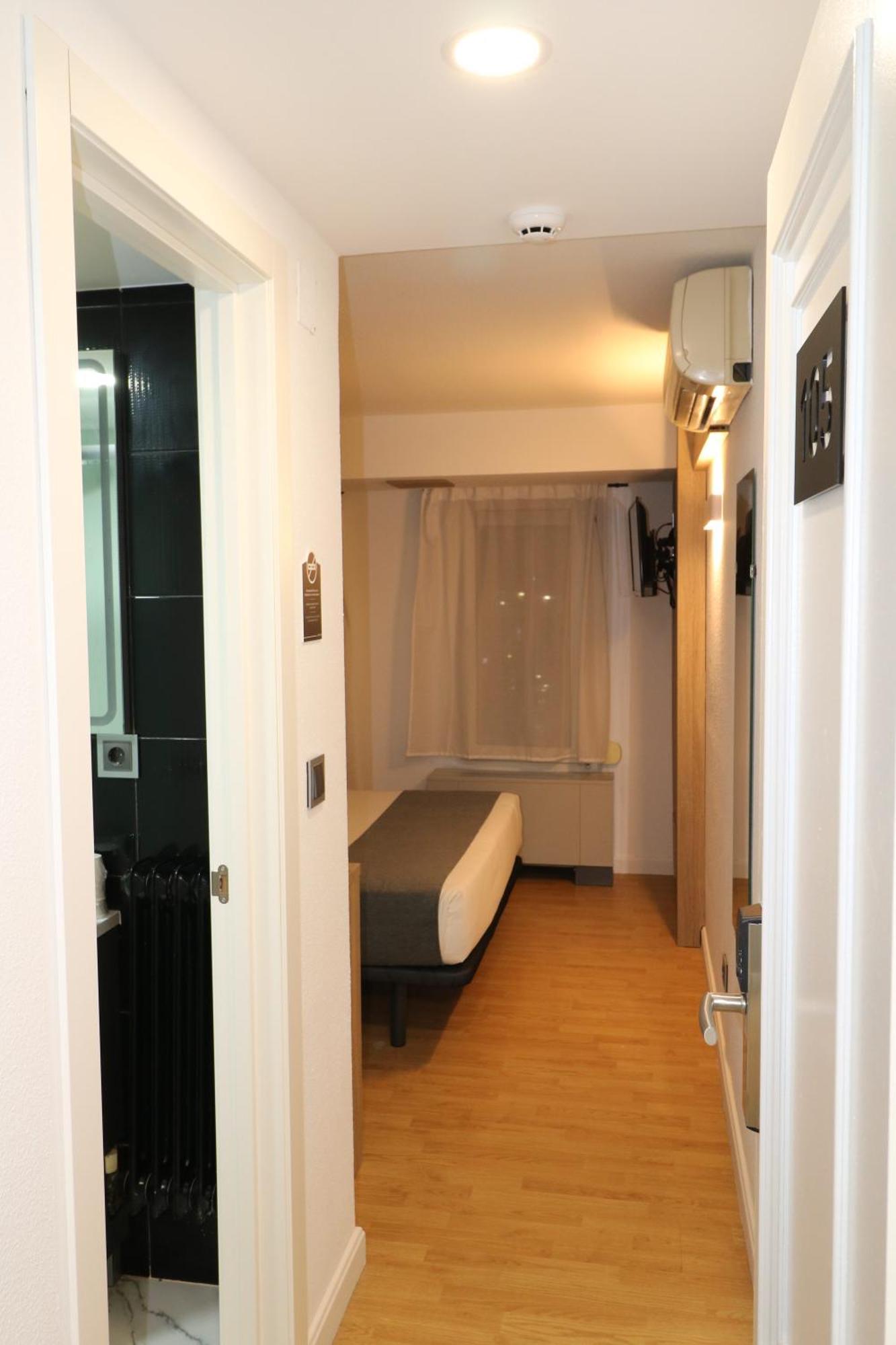 Hostal Alda Palencia Plaza Ngoại thất bức ảnh