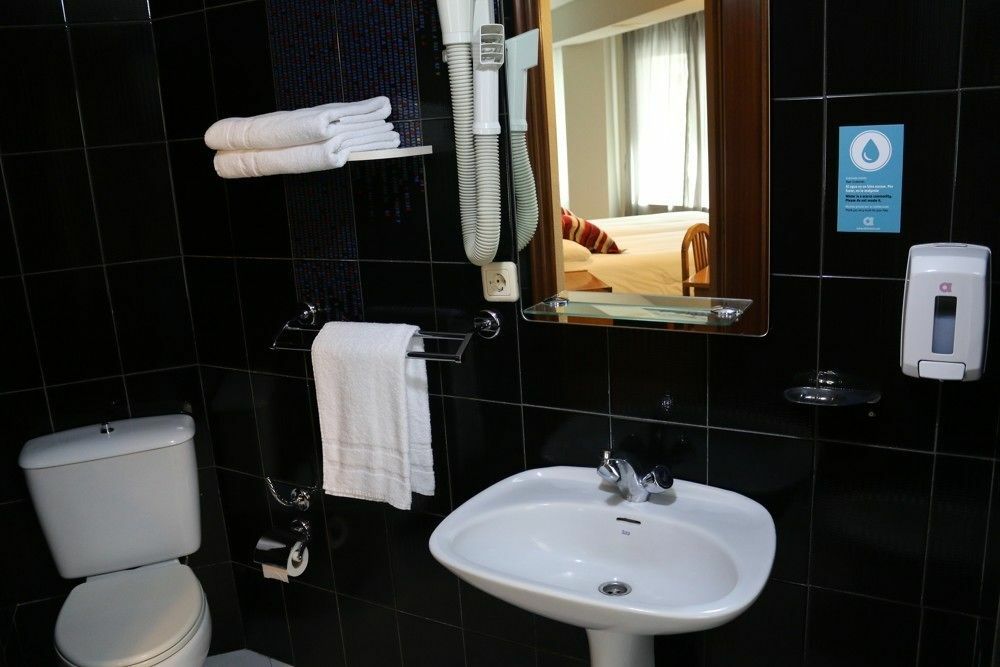 Hostal Alda Palencia Plaza Ngoại thất bức ảnh
